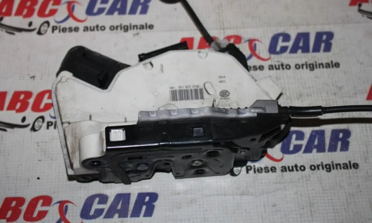 Broasca usa dreapta fata VOLKSWAGEN GOLF VI 2008-2014