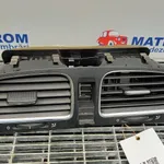 GRILA BORD VOLKSWAGEN GOLF VI 1.6 2008-2014 oe-5K0815736D, vedere frontata