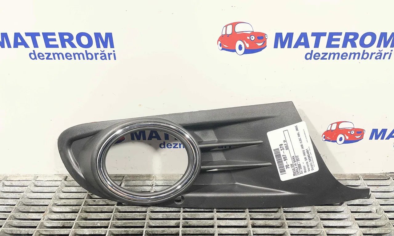 GRILA IN BARA VOLKSWAGEN GOLF VI 2008-2014