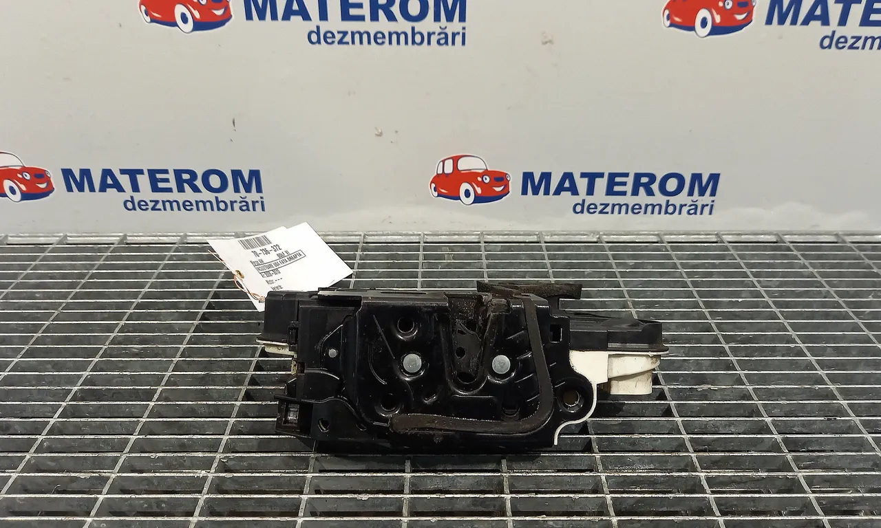 INCUIETOARE USA FATA DREAPTA VOLKSWAGEN GOLF VI 2008-2014