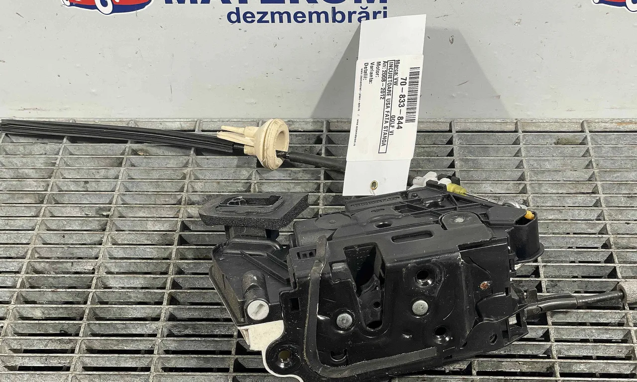 INCUIETOARE USA FATA STANGA VOLKSWAGEN GOLF VI 2008-2014