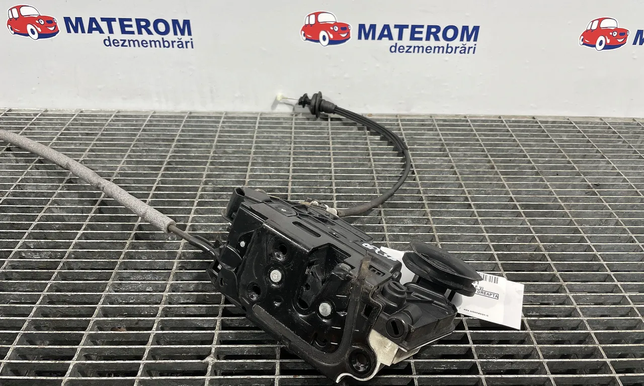 INCUIETOARE USA SPATE DREAPTA VOLKSWAGEN GOLF VI 2008-2014