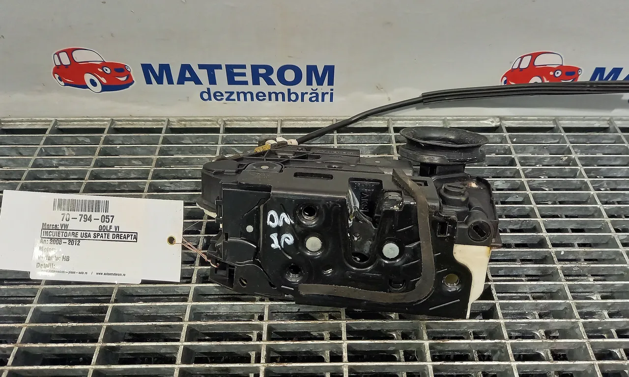 INCUIETOARE USA SPATE DREAPTA VOLKSWAGEN GOLF VI 2008-2014