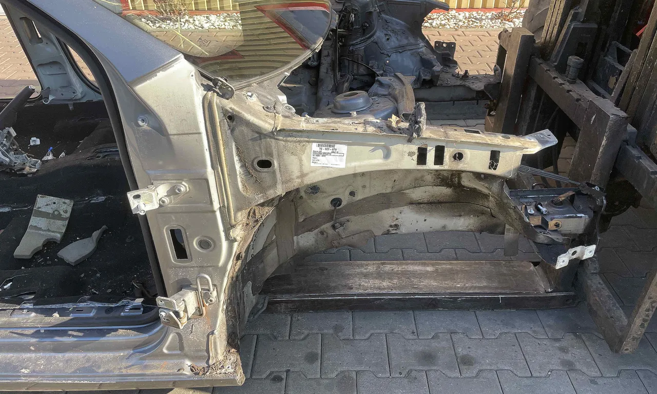 LONJERON DREAPTA VOLKSWAGEN GOLF VI 2008-2014
