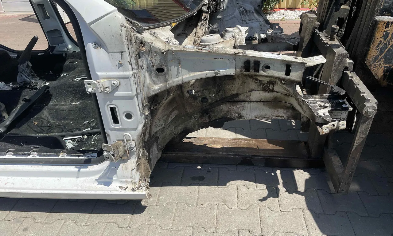LONJERON DREAPTA VOLKSWAGEN GOLF VI 2008-2014