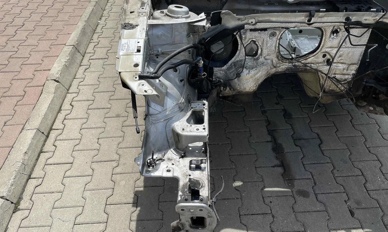 LONJERON DREAPTA VOLKSWAGEN GOLF VI 2008-2014