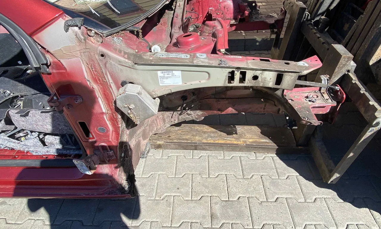 LONJERON DREAPTA VOLKSWAGEN GOLF VI 2008-2014