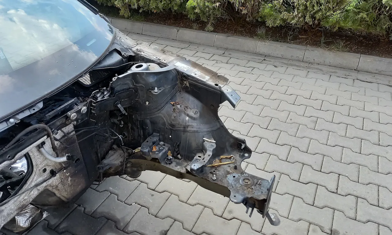 LONJERON STANGA VOLKSWAGEN GOLF VI 2008-2014