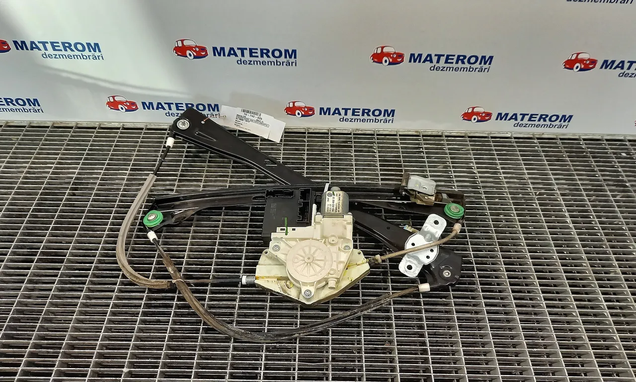 MACARA USA FATA DREAPTA VOLKSWAGEN GOLF VI 2008-2014
