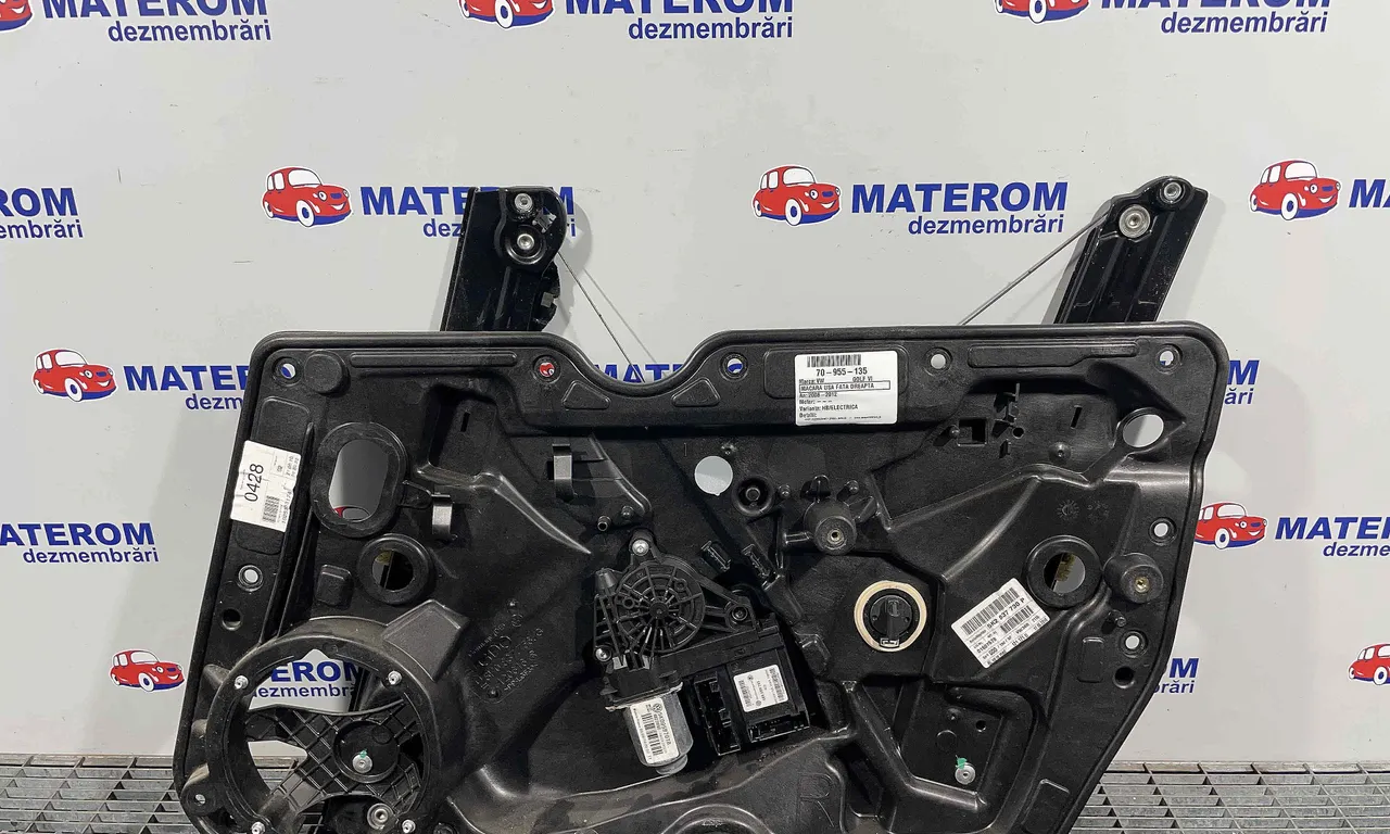 MACARA USA FATA DREAPTA VOLKSWAGEN GOLF VI 2008-2014