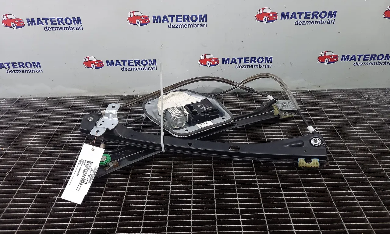 MACARA USA FATA DREAPTA VOLKSWAGEN GOLF VI 2008-2014