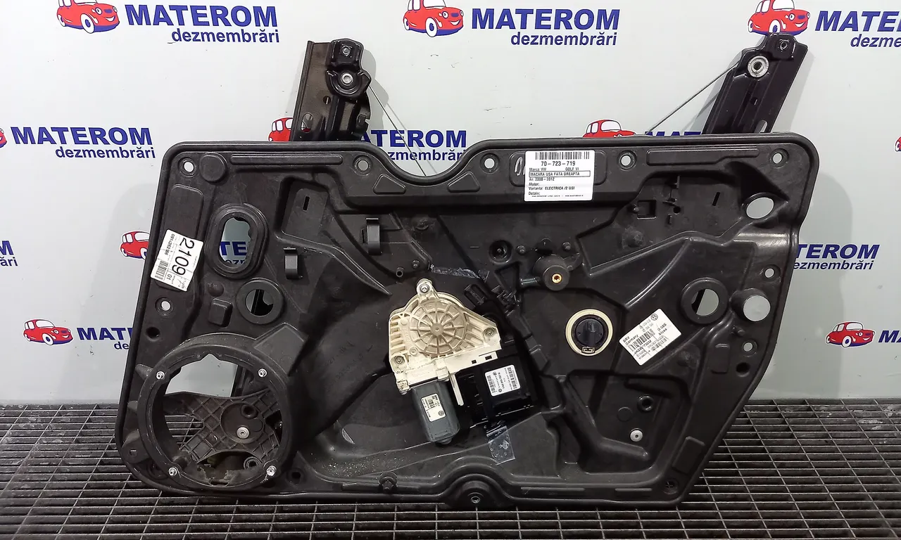 MACARA USA FATA DREAPTA VOLKSWAGEN GOLF VI 2008-2014