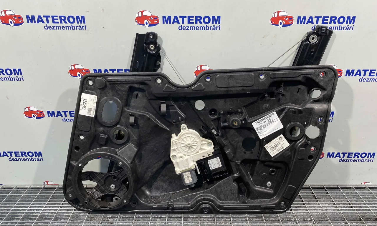 MACARA USA FATA DREAPTA VOLKSWAGEN GOLF VI 2008-2014