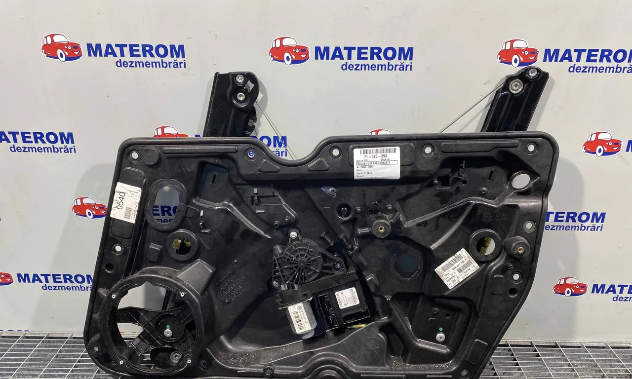 MACARA USA FATA DREAPTA VOLKSWAGEN GOLF VI 2008-2014