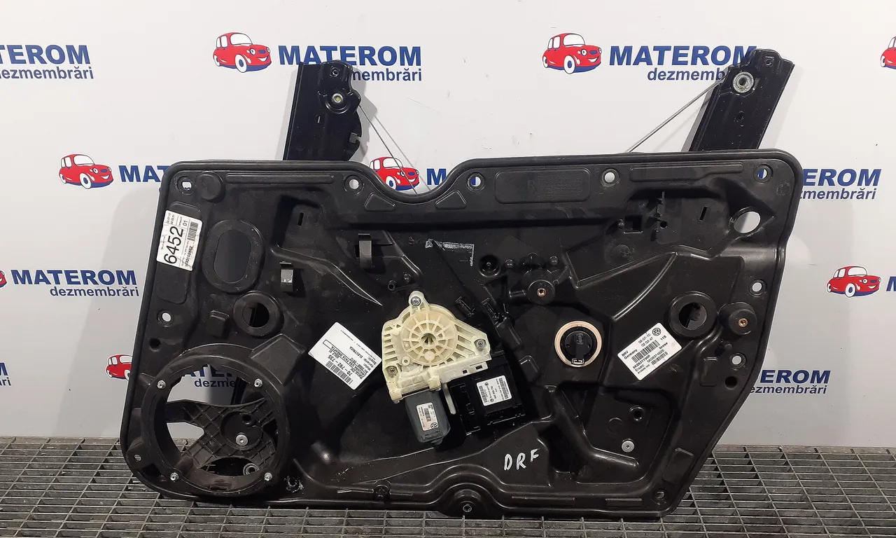 MACARA USA FATA DREAPTA VOLKSWAGEN GOLF VI 2008-2014
