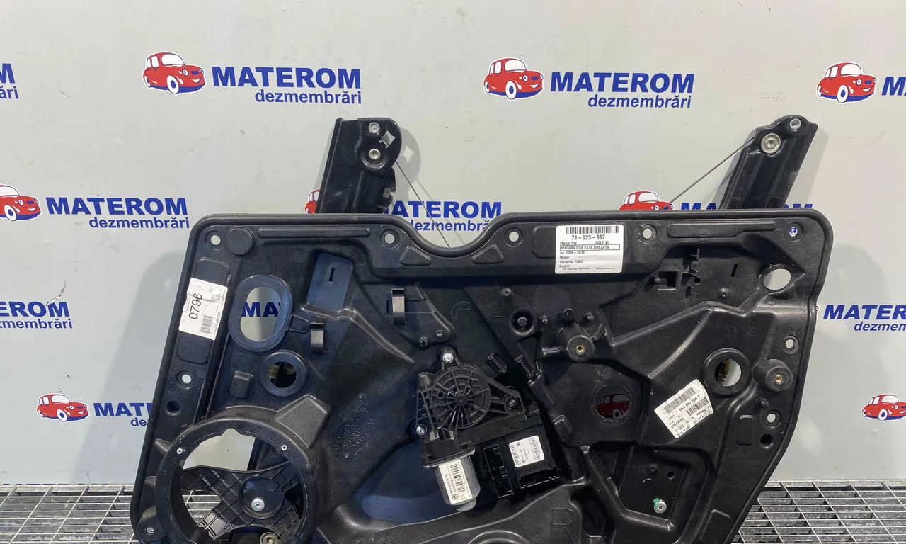 MACARA USA FATA DREAPTA VOLKSWAGEN GOLF VI 2008-2014