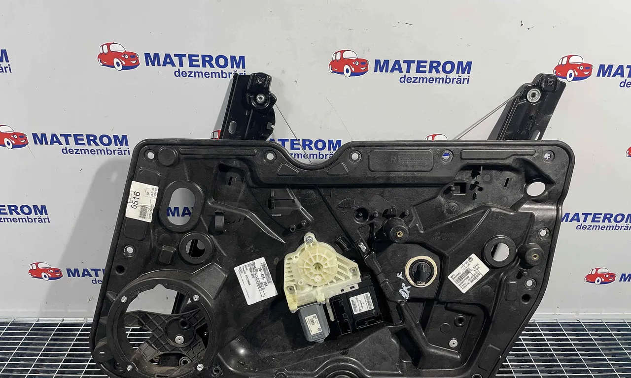 MACARA USA FATA DREAPTA VOLKSWAGEN GOLF VI 2008-2014