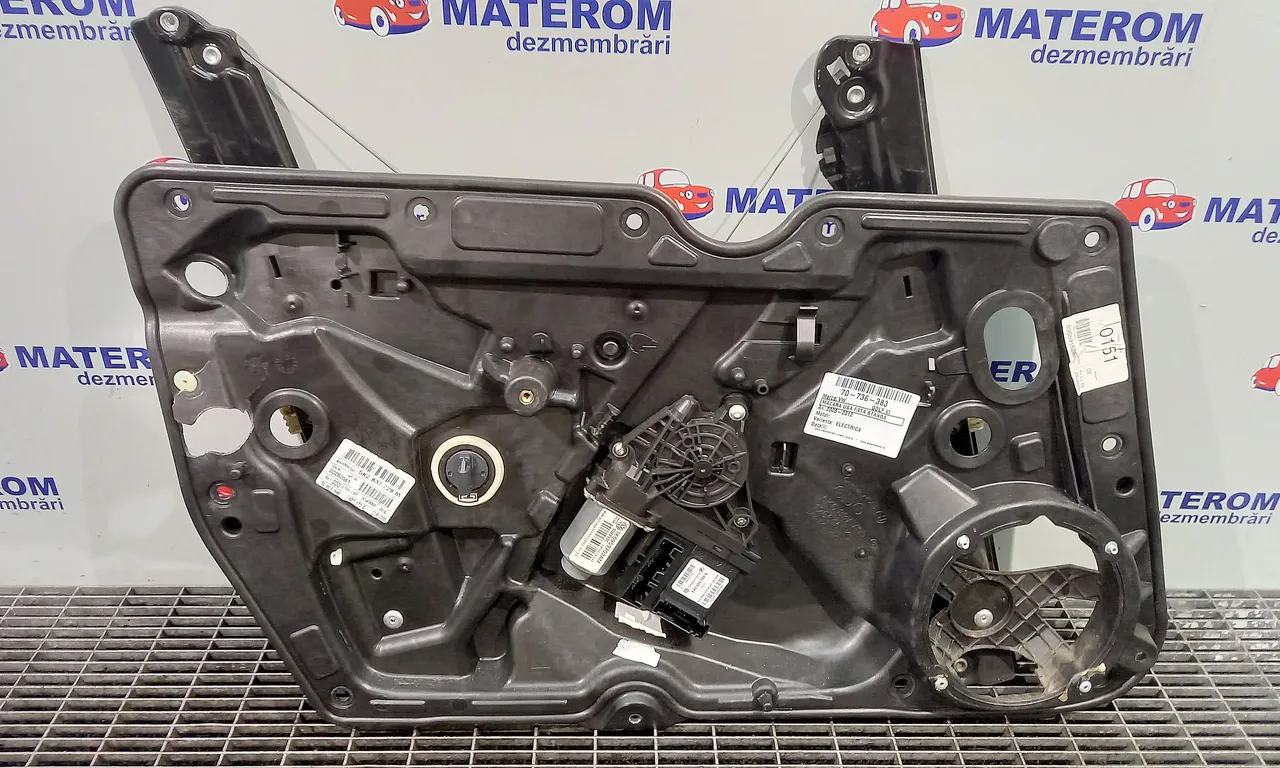 MACARA USA FATA STANGA VOLKSWAGEN GOLF VI 2008-2014