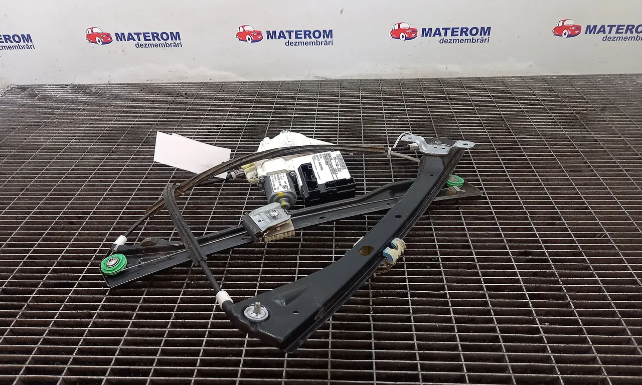 MACARA USA FATA STANGA VOLKSWAGEN GOLF VI 2008-2014