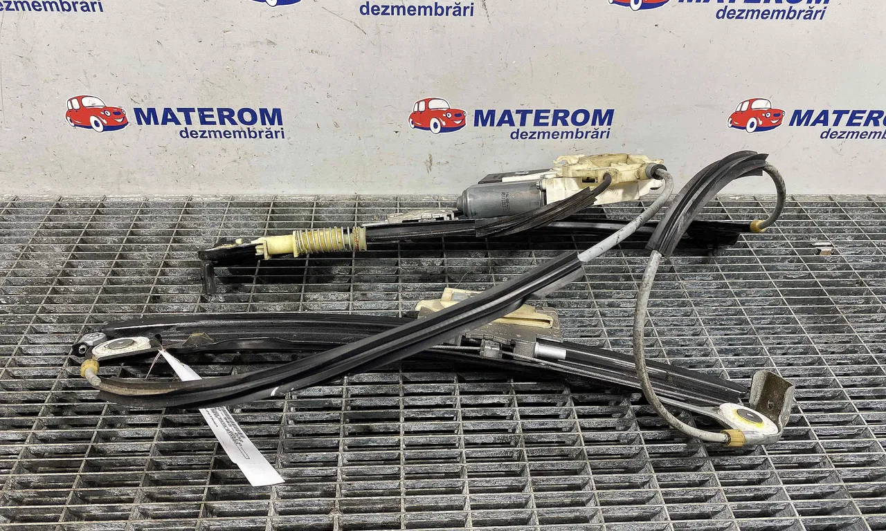 MACARA USA FATA STANGA VOLKSWAGEN GOLF VI 2008-2012