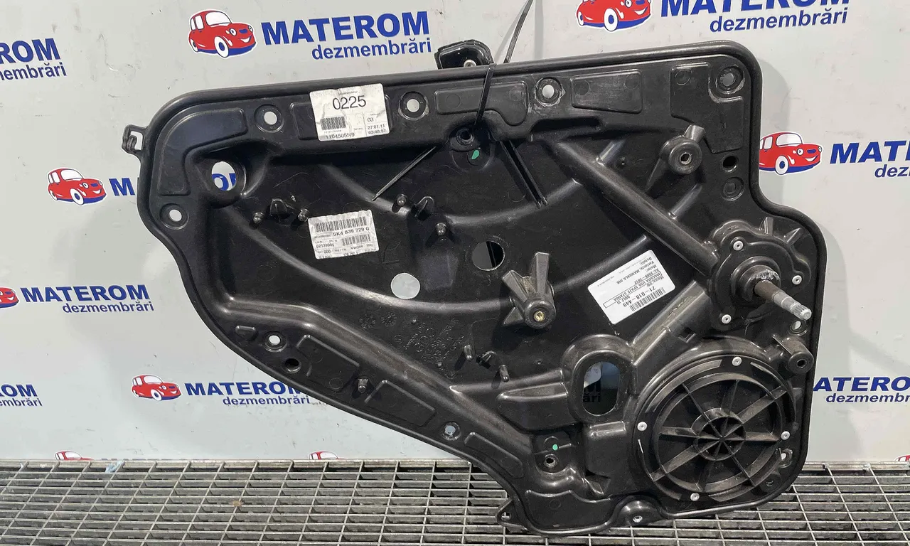 MACARA USA SPATE STANGA VOLKSWAGEN GOLF VI 2008-2014