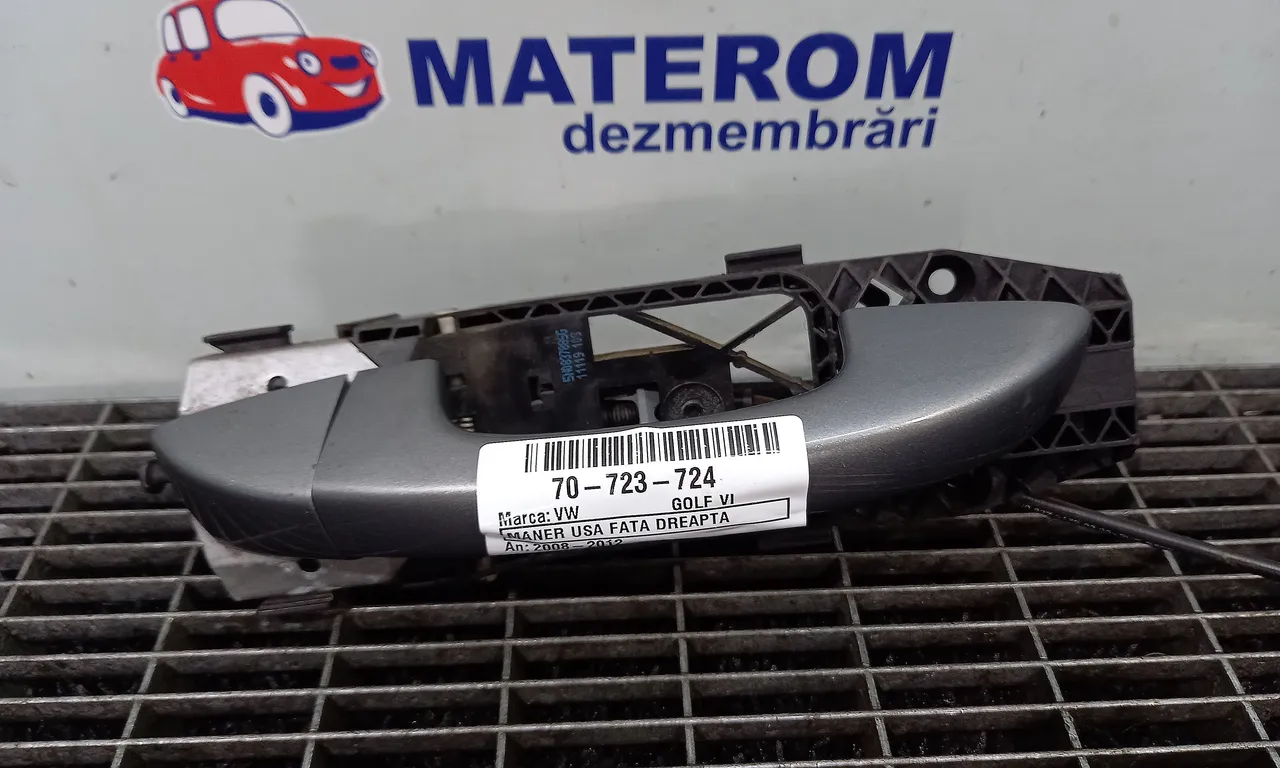 MANER USA FATA DREAPTA VOLKSWAGEN GOLF VI 2008-2014