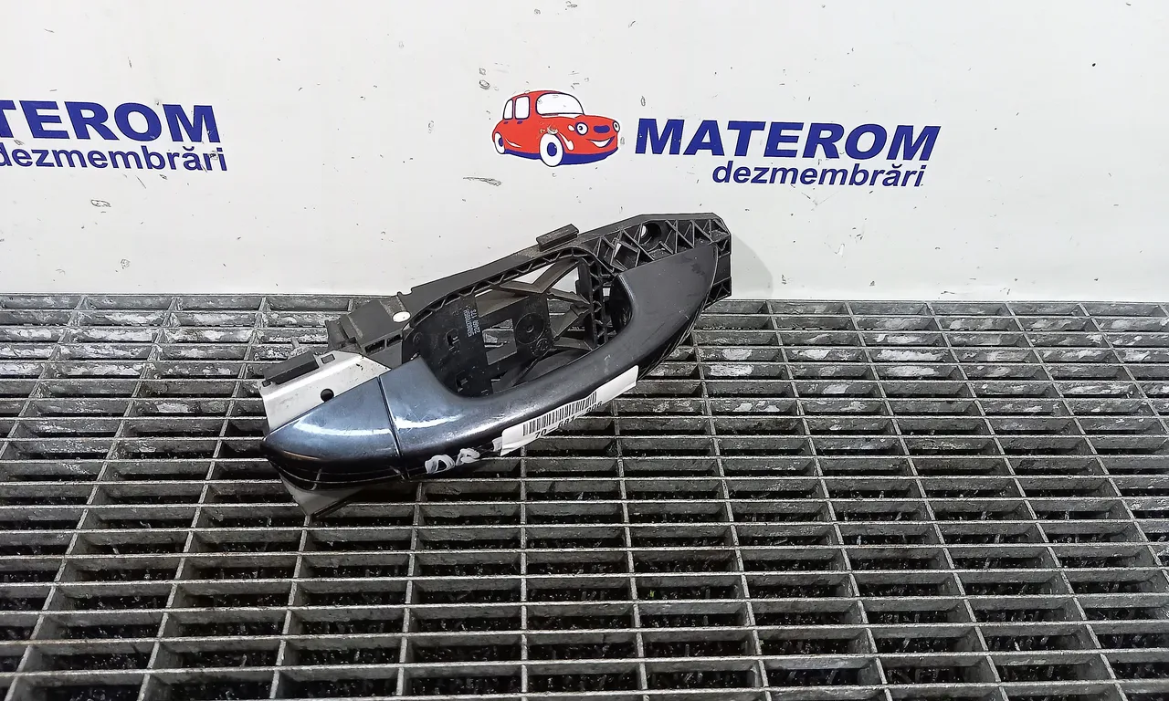 MANER USA FATA DREAPTA VOLKSWAGEN GOLF VI 2008-2014