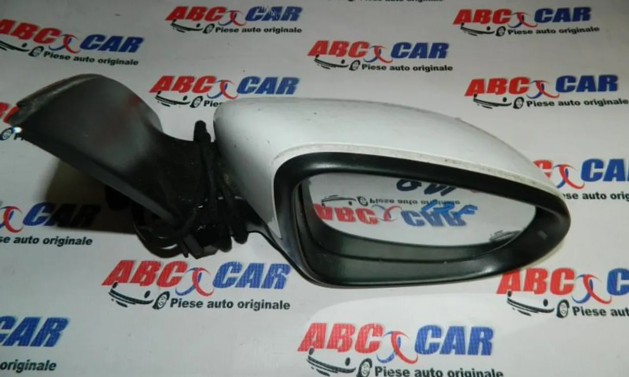 Oglinda dreapta cu lumina ambientala VOLKSWAGEN GOLF VI 2008-2014