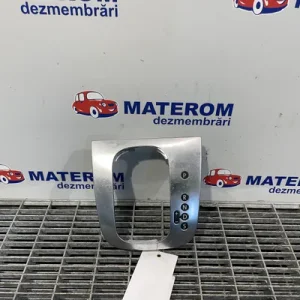ORNAMENT MANETA SCHIMBATOR