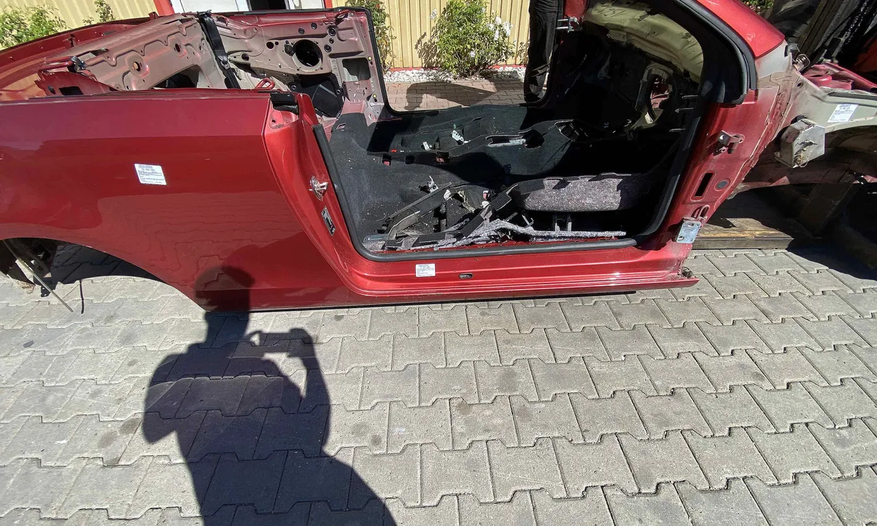 PRAG DREAPTA VOLKSWAGEN GOLF VI 2008-2014