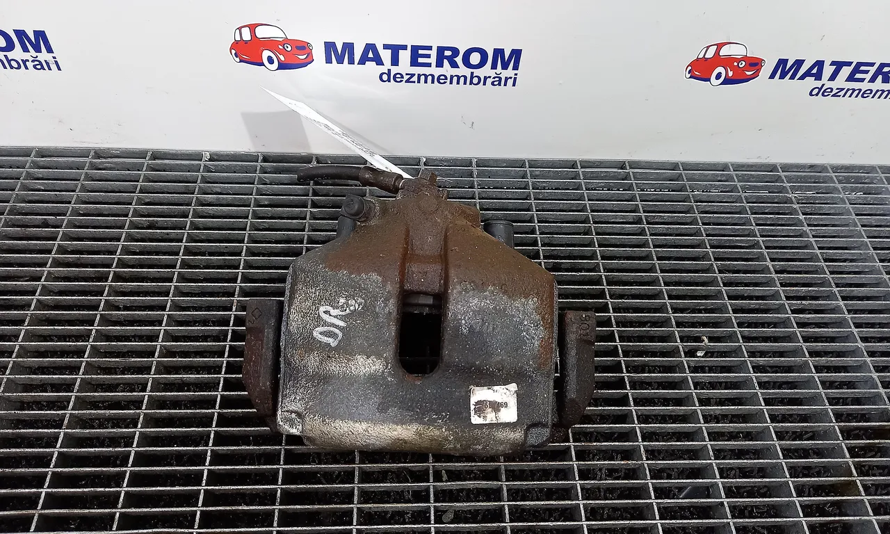 ETRIER FATA DREAPTA VOLKSWAGEN GOLF VI 2008-2014