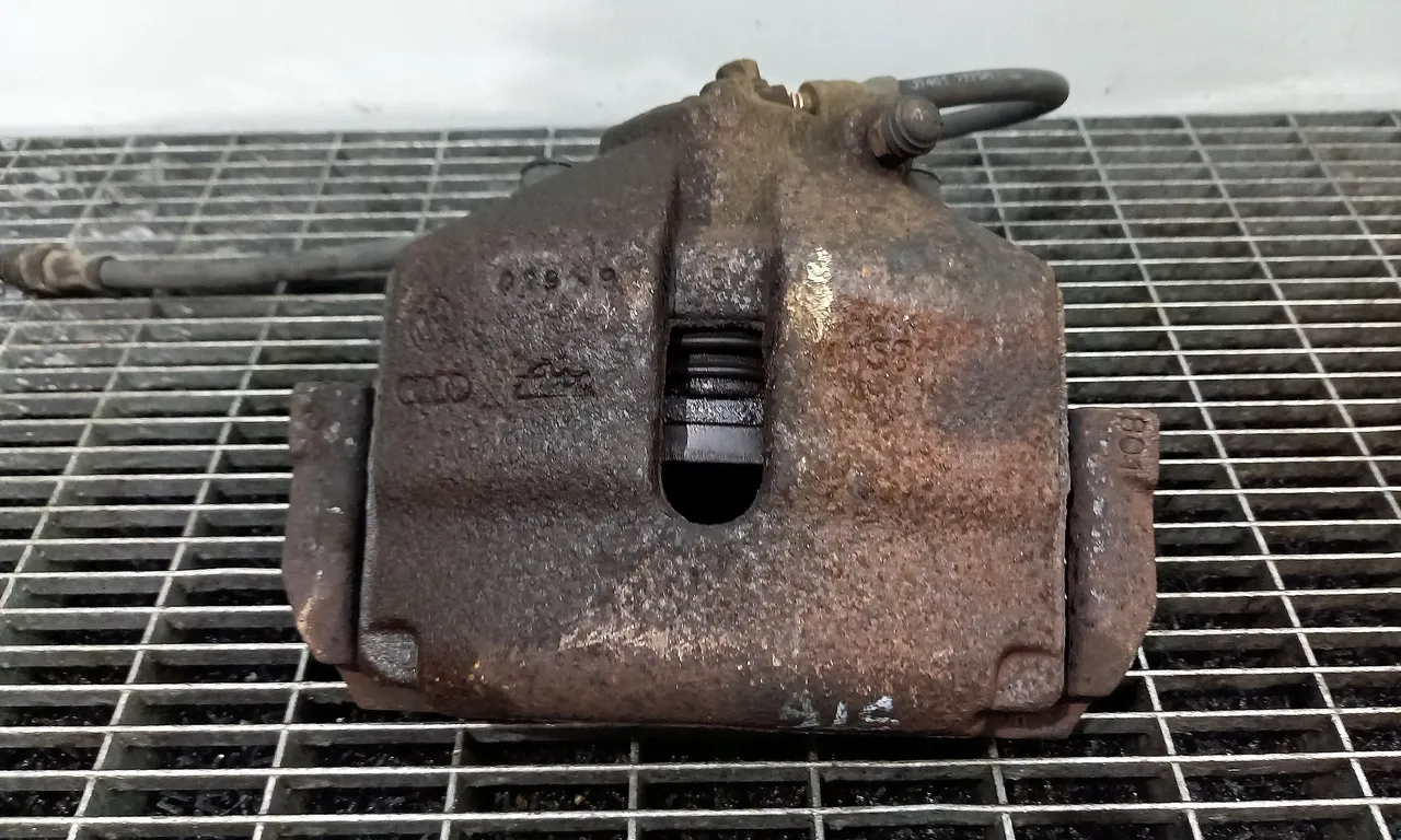 ETRIER FATA STANGA VOLKSWAGEN GOLF VI 2008-2014