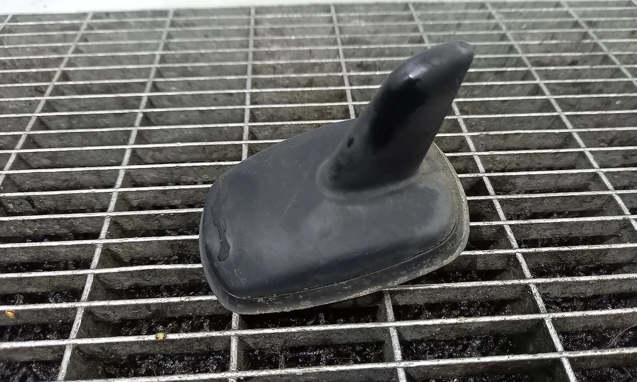ANTENA VOLKSWAGEN GOLF VI 2008-2014