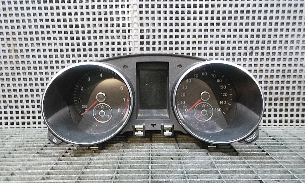 CEAS BORD VOLKSWAGEN GOLF VI 2008-2014