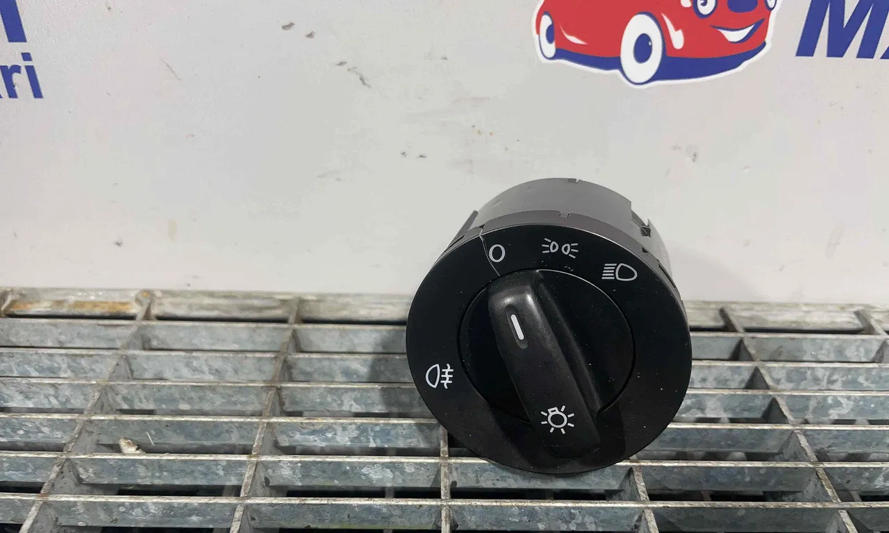 INTRERUPATOR LUMINI VOLKSWAGEN GOLF VI 2008-2014