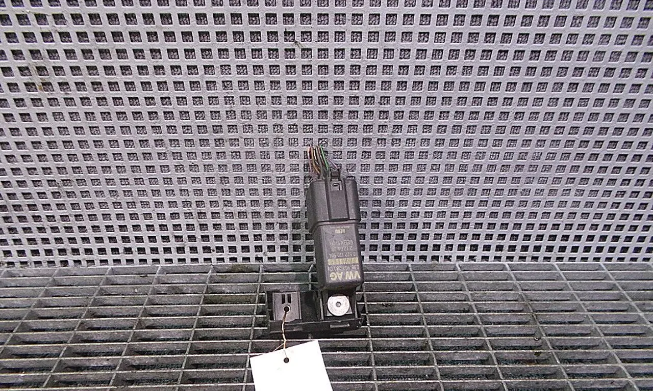 RELEU BUJII VOLKSWAGEN GOLF VI 2008-2014