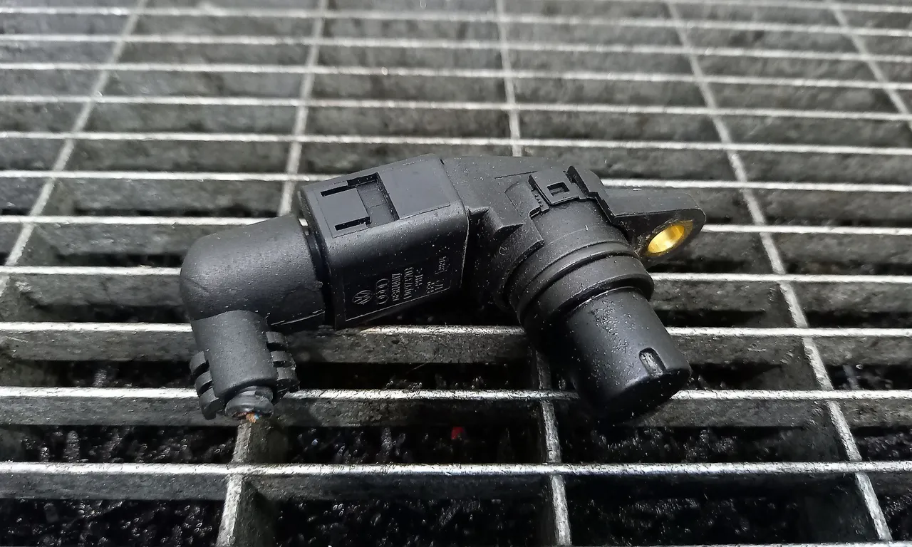 SENZOR AX CAME VOLKSWAGEN GOLF VI 2008-2014