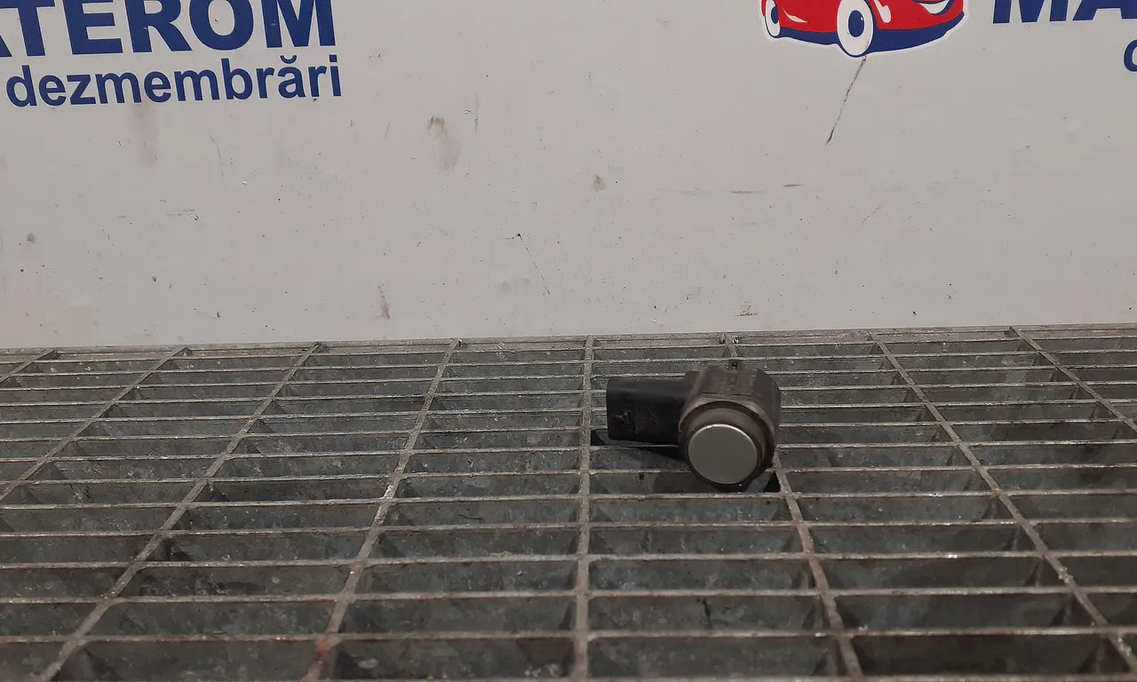 SENZOR PARCARE FATA VOLKSWAGEN GOLF VI 2008-2014