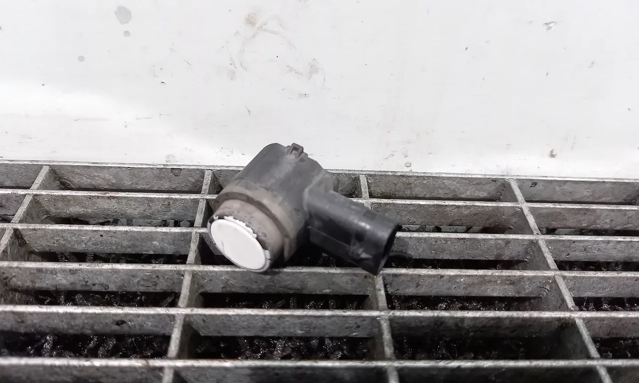SENZOR PARCARE FATA VOLKSWAGEN GOLF VI 2008-2014