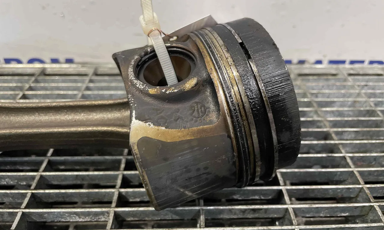 PISTON VOLKSWAGEN GOLF VI 2008-2014
