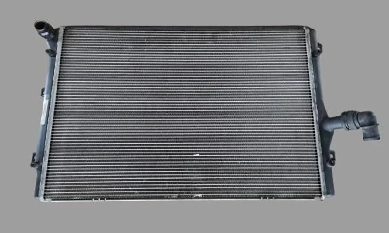 Radiator apa VOLKSWAGEN GOLF VI 2008-2014