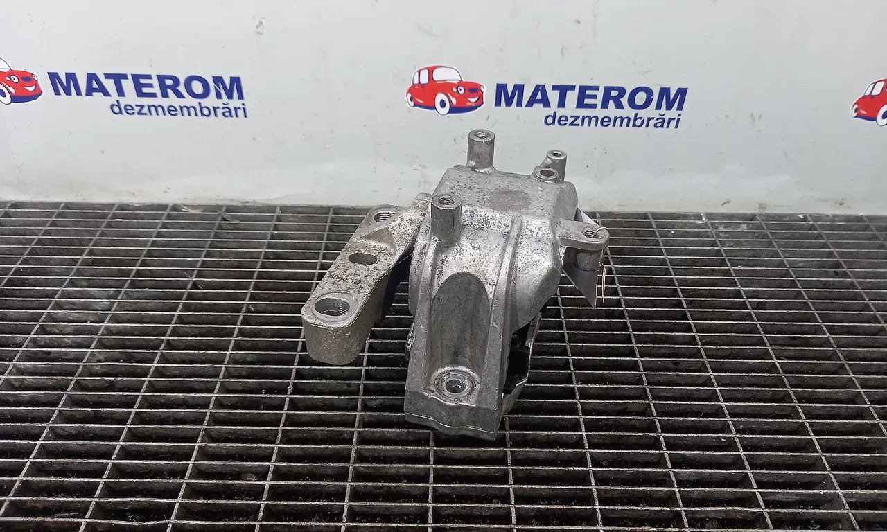 TAMPON MOTOR VOLKSWAGEN GOLF VI 2008-2014