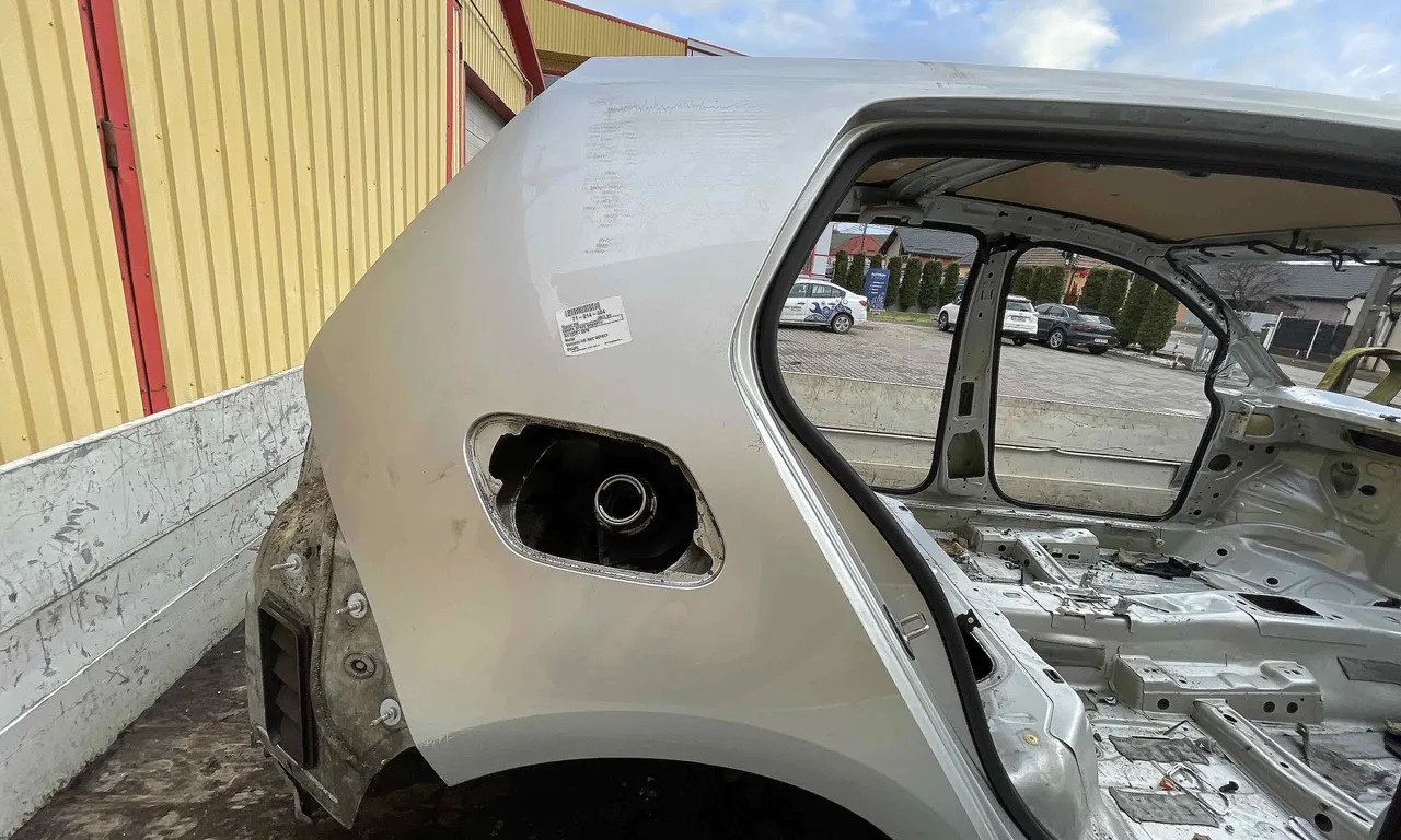 ARIPA SPATE DREAPTA VOLKSWAGEN GOLF VII 2012-2021