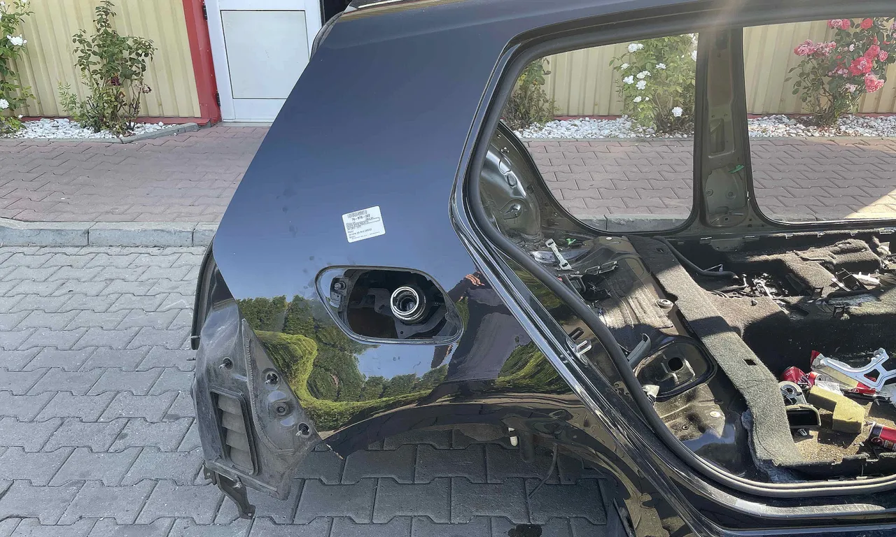 ARIPA SPATE DREAPTA VOLKSWAGEN GOLF VII 2012-2021