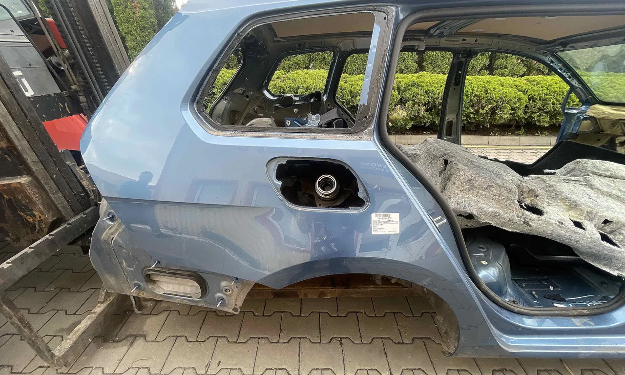 ARIPA SPATE DREAPTA VOLKSWAGEN GOLF VII 2012-2021