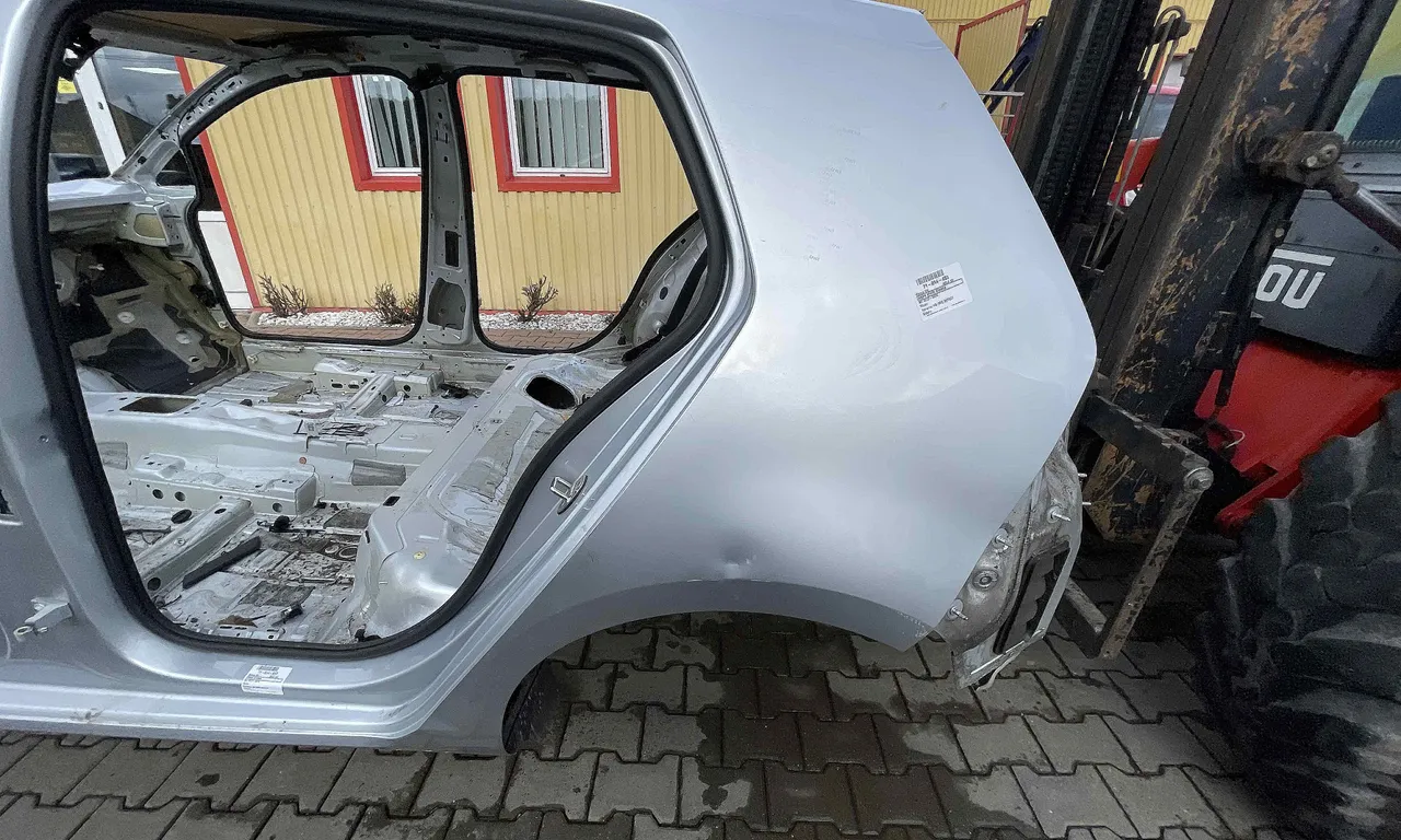 ARIPA SPATE STANGA VOLKSWAGEN GOLF VII 2012-2021