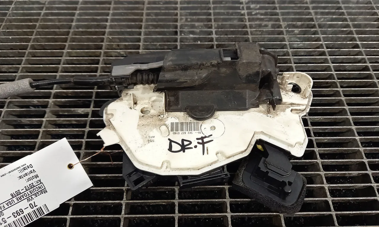 INCUIETOARE USA FATA DREAPTA VOLKSWAGEN GOLF VII 2012-2021