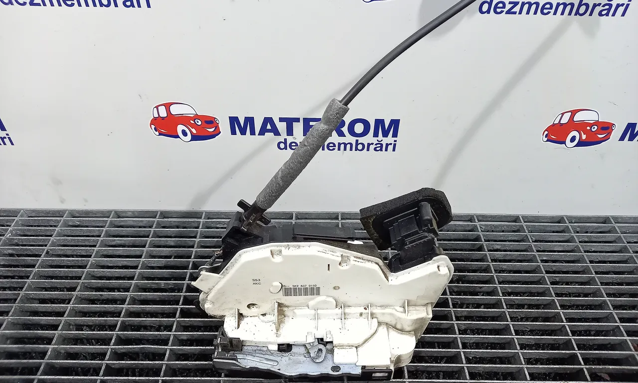 INCUIETOARE USA FATA STANGA VOLKSWAGEN GOLF VII 2012-2021