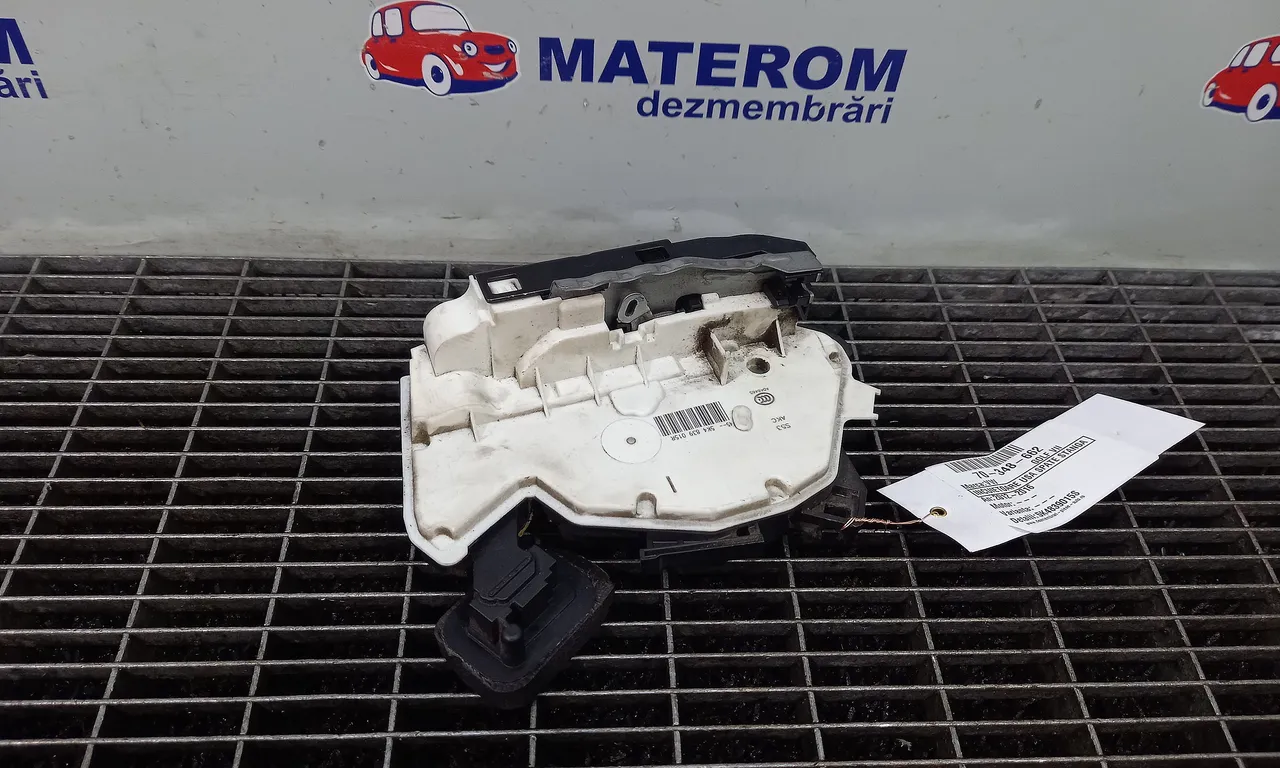 INCUIETOARE USA SPATE STANGA VOLKSWAGEN GOLF VII 2012-2021