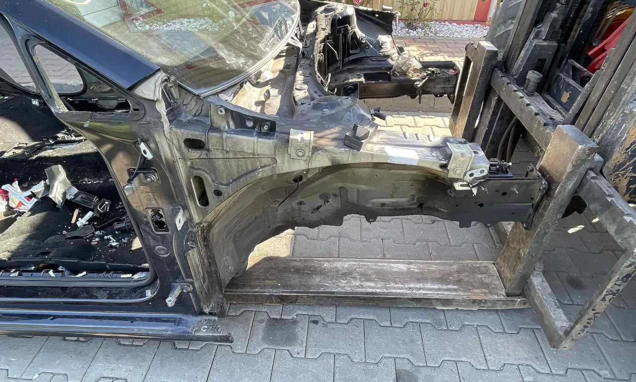 LONJERON DREAPTA VOLKSWAGEN GOLF VII 2012-2021